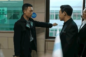 张颂文成名艰辛路：从底层演员到《狂飙》爆红
