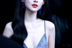 孟子义完美身材解析：大长腿与自信魅力