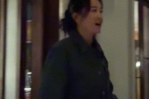 贾玲43岁暴瘦100斤！生日照惊艳全网，逆袭成百亿导演