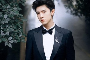 陈哲远618晚会假唱引热议，自转发视频成焦点